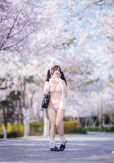 斗牛犬之女