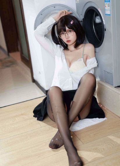 红衣小女孩2