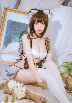 不扣钮的女孩
