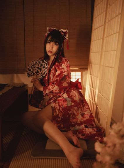 两个女人的诱惑在线